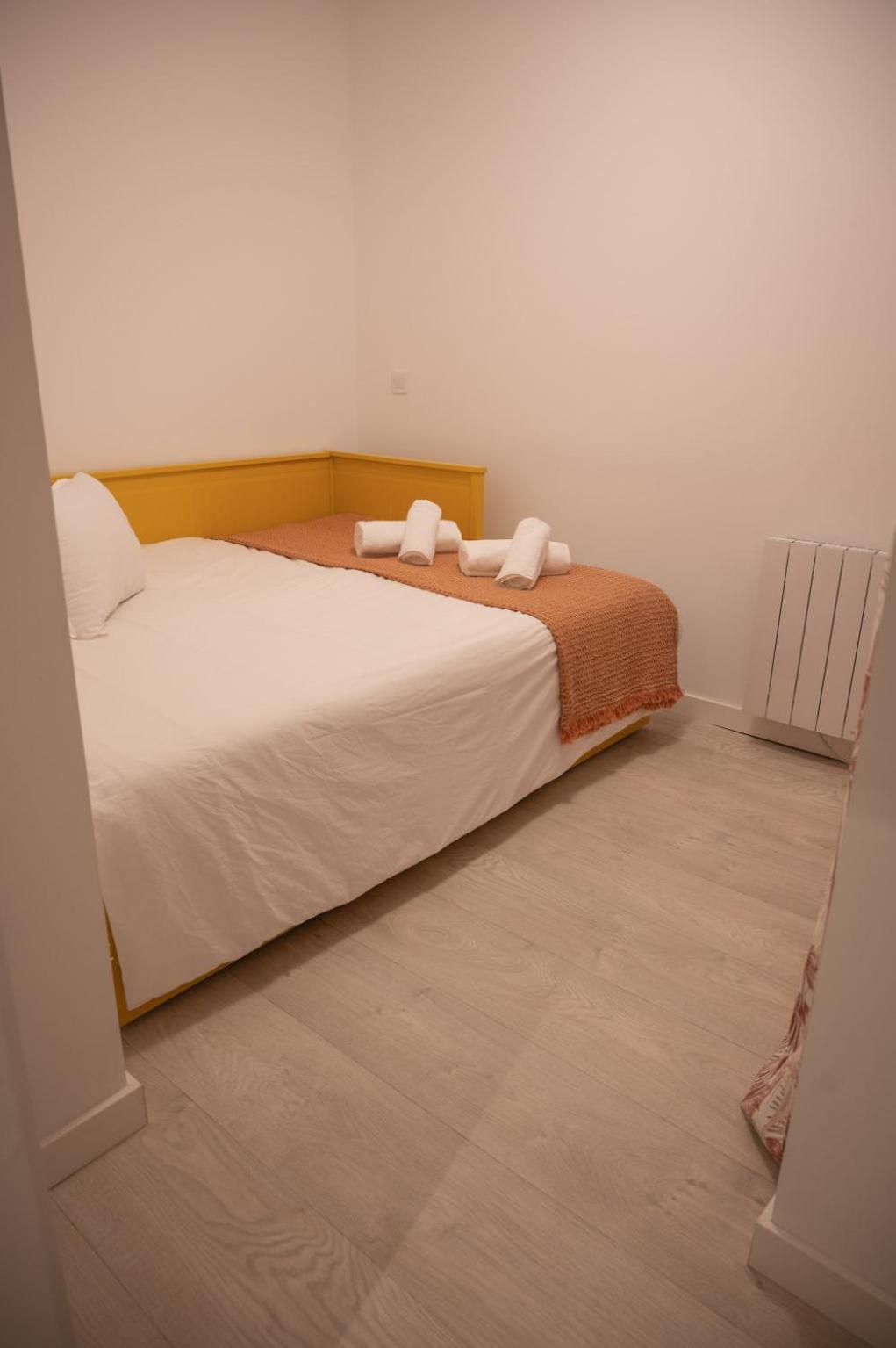 Appartement Lou Cabanot - Appartement Lumineux 3 Chambres - Parking Gratuit *